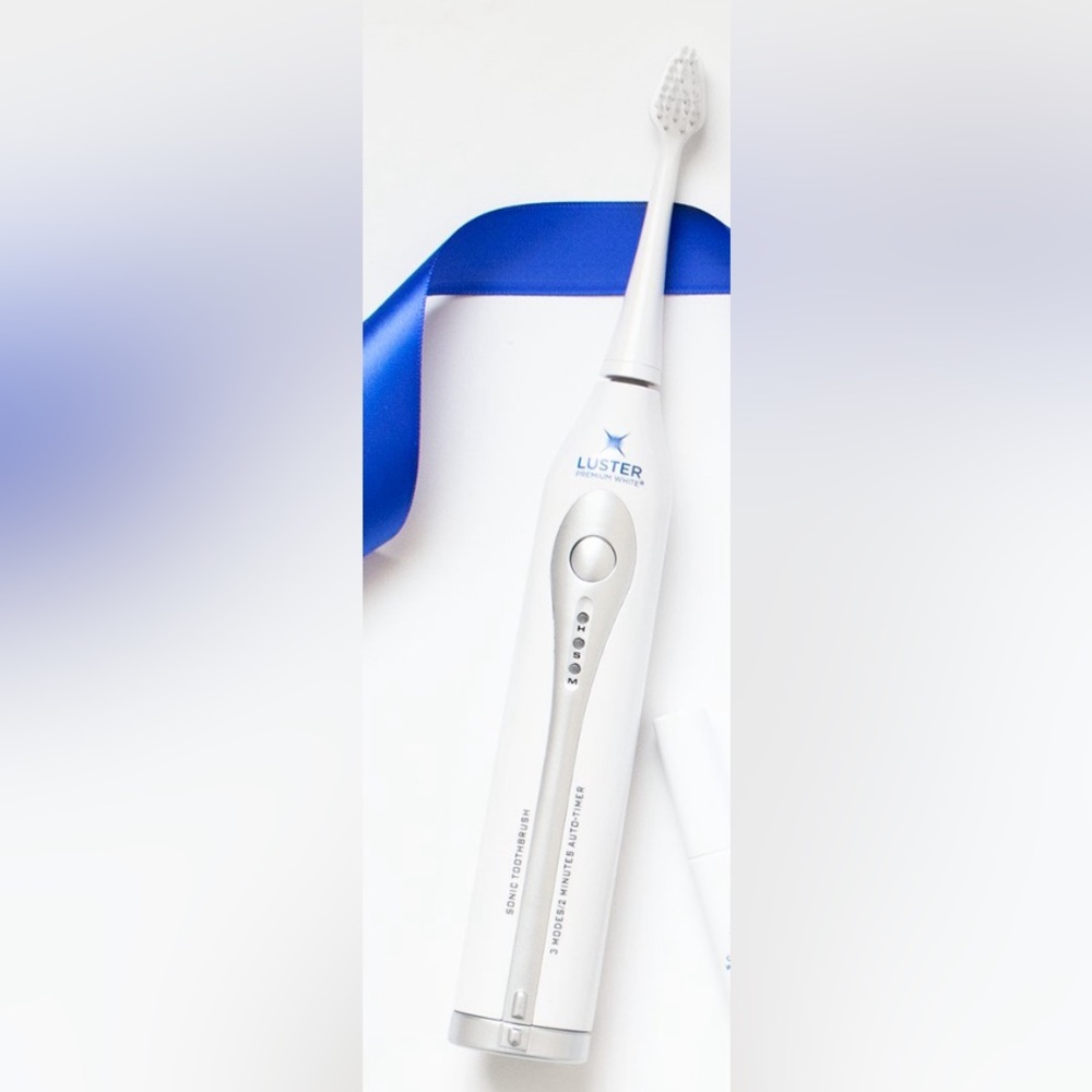 luster premium white  pro sonic toothbrush